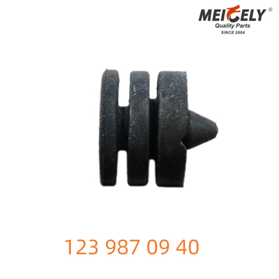 متينة 123 987 09 40 عازل العادم لشركة مرسيدس - بنز