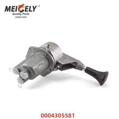 صمام فرملة يدوي ثلاثي الاتجاه عالي الجودة OEM 0004305581 0004308581 لـ DAF / مرسيدس بنز